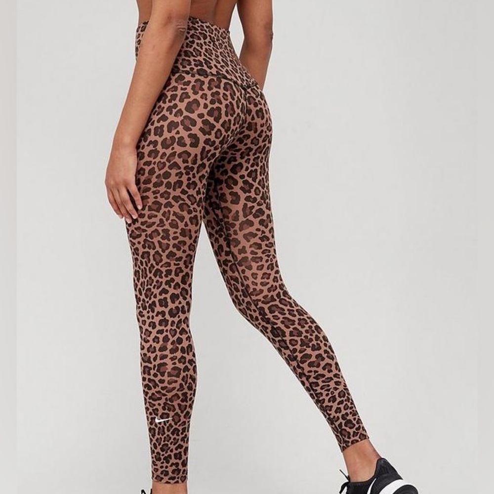 NWT Women's Nike Leopard glitter leggings large